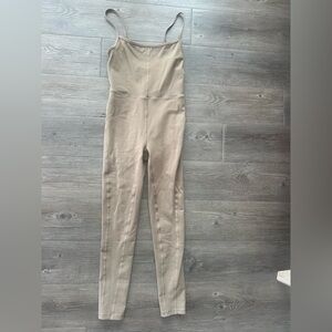 Aritzia / Wilfred Divinity Jumpsuit in Shade Shiitaki Mushroom - Size XS